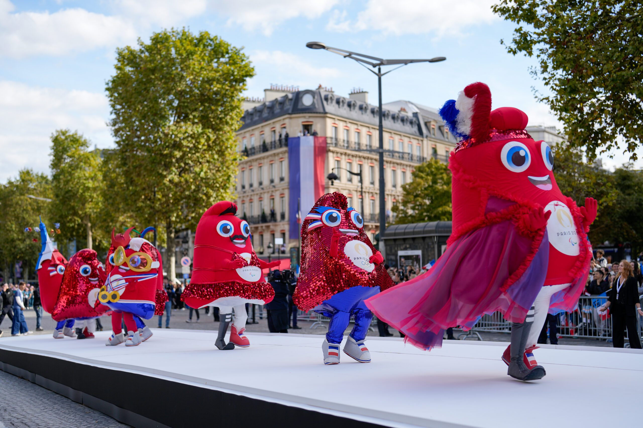 Paris2024 parade .00049